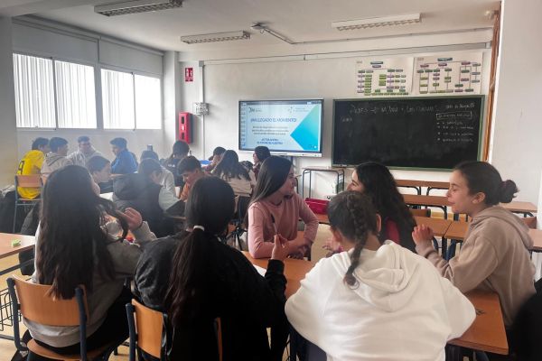 En Martín de la Jara y Los Corrales hay tarea