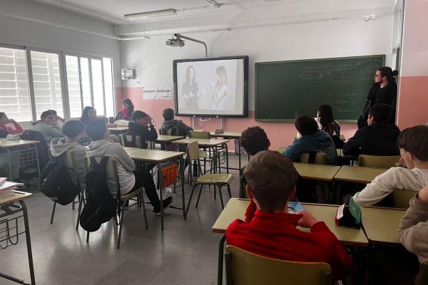 Sumando apoyos en La Campana
